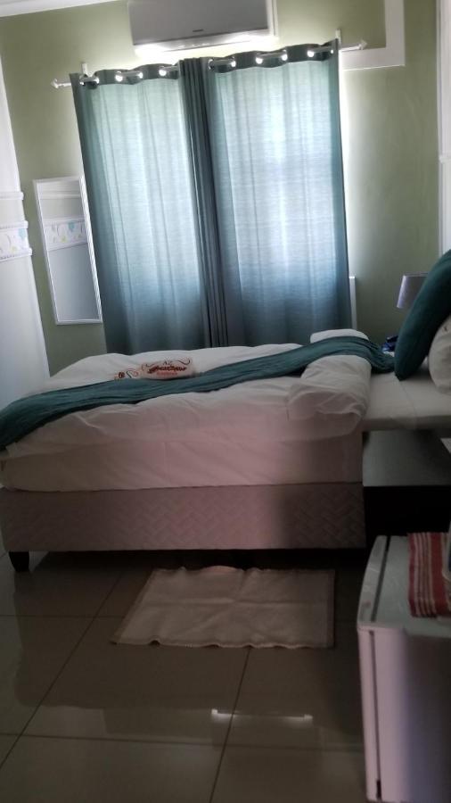 A-Z Boutique Guesthouse Windhoek Eksteriør billede