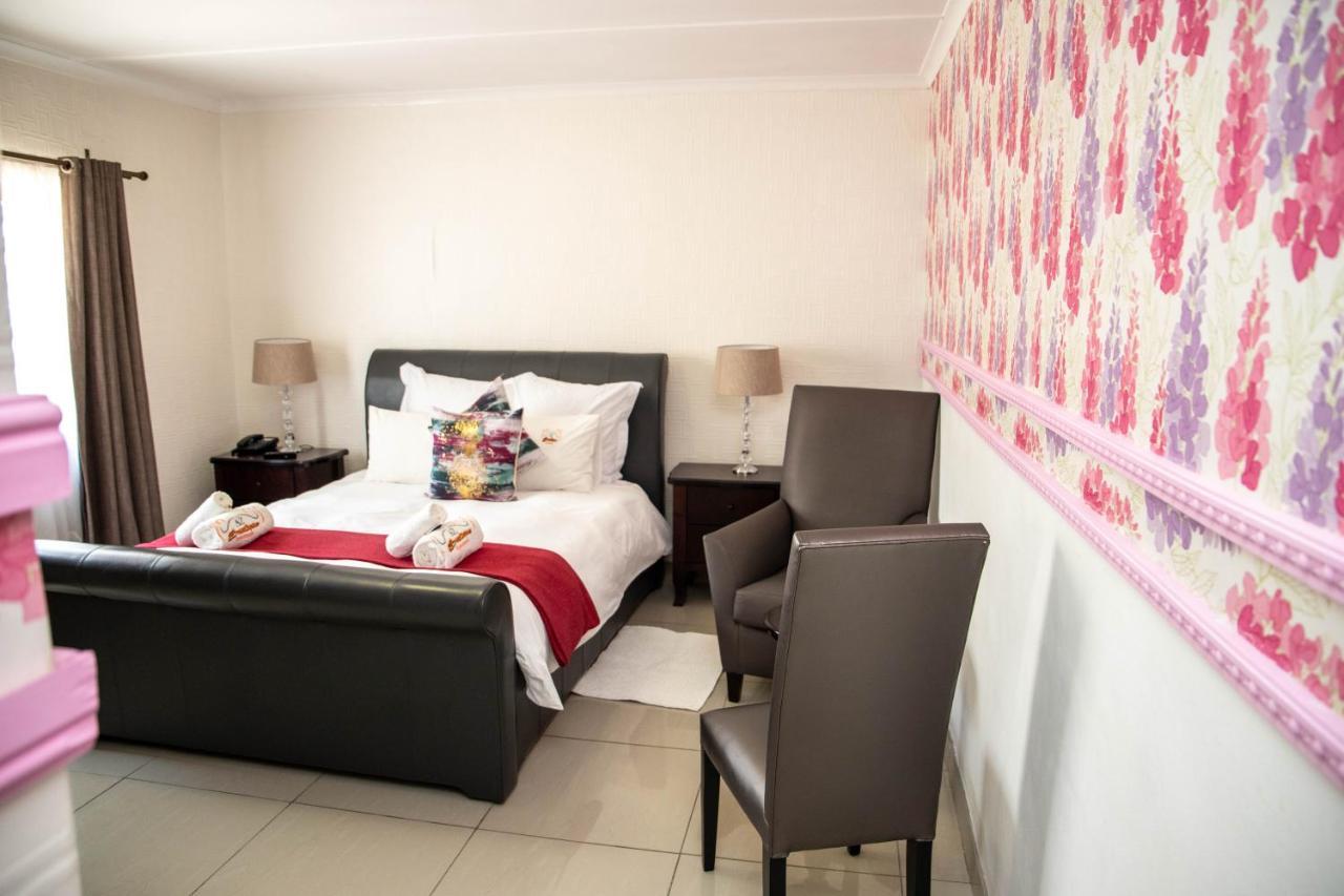 A-Z Boutique Guesthouse Windhoek Eksteriør billede