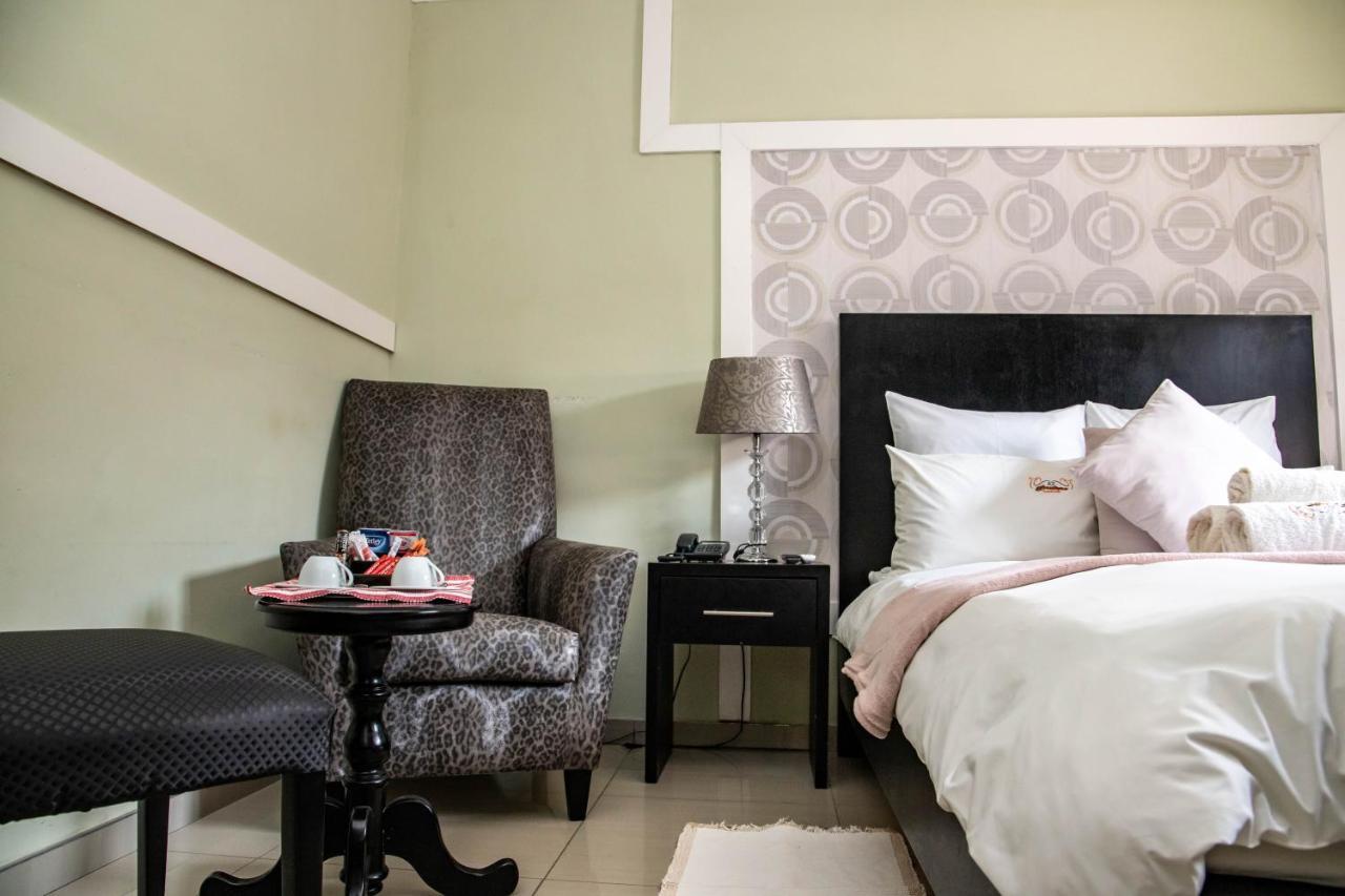 A-Z Boutique Guesthouse Windhoek Eksteriør billede