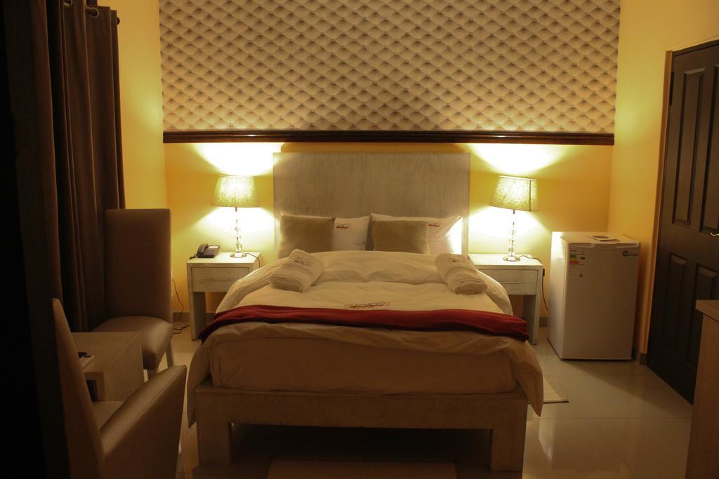 A-Z Boutique Guesthouse Windhoek Eksteriør billede