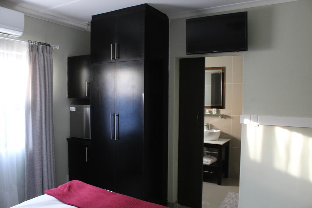 A-Z Boutique Guesthouse Windhoek Eksteriør billede