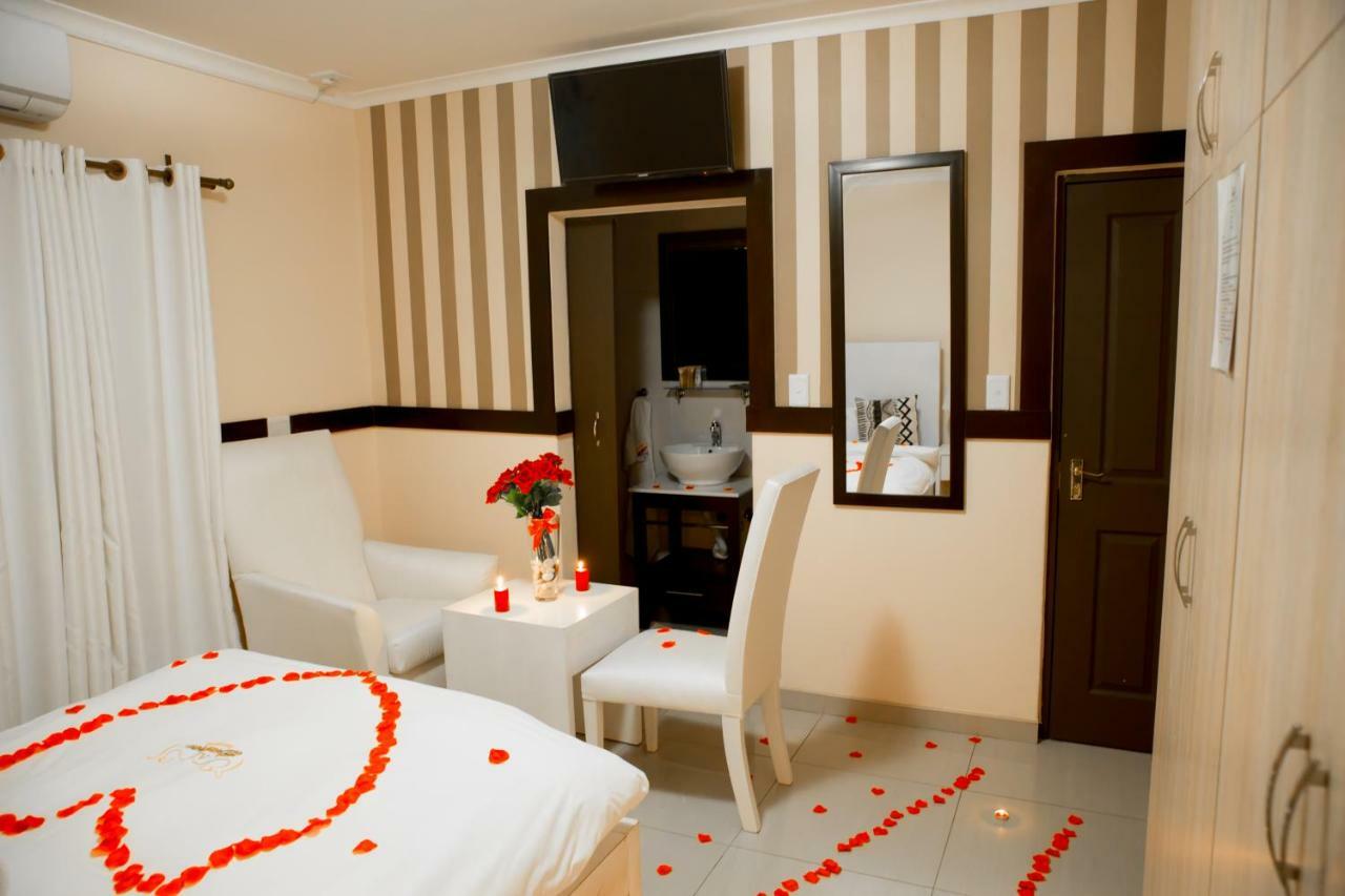 A-Z Boutique Guesthouse Windhoek Eksteriør billede