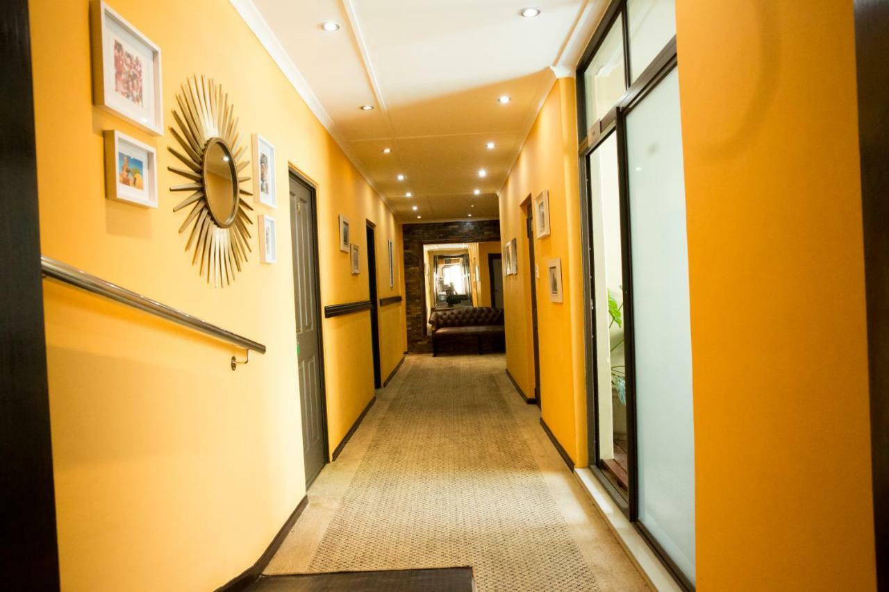 A-Z Boutique Guesthouse Windhoek Eksteriør billede