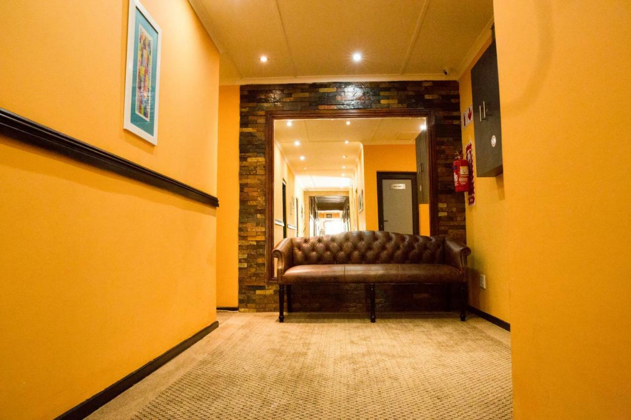 A-Z Boutique Guesthouse Windhoek Eksteriør billede