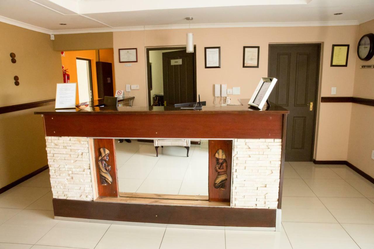 A-Z Boutique Guesthouse Windhoek Eksteriør billede